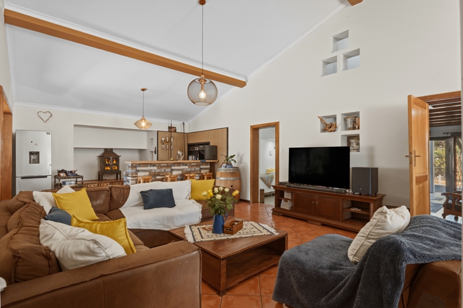 4 Bedroom Property for Sale in Bay Park Western Cape